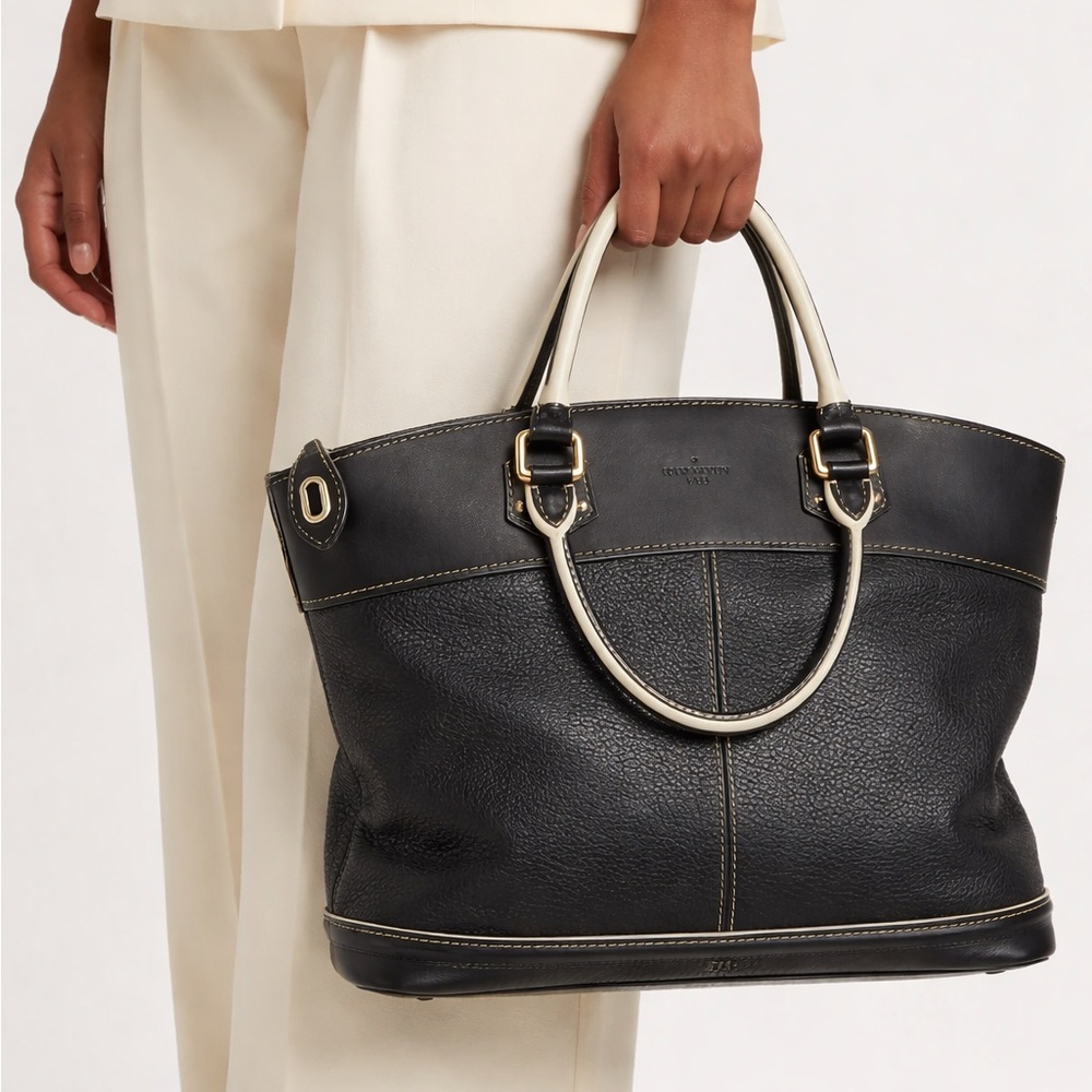 Louis Voitton Tite bag